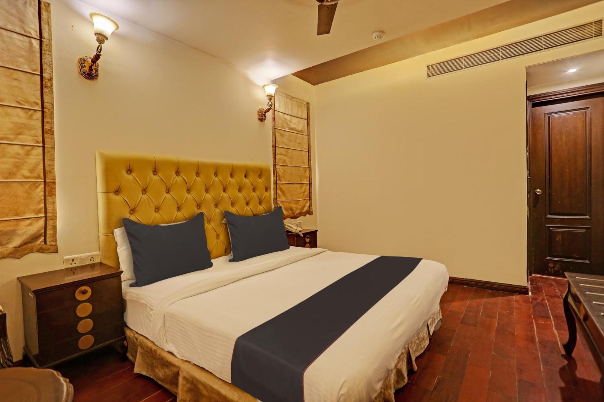 Townhouse The Royce New Friends Colony Hotel New Delhi Luaran gambar